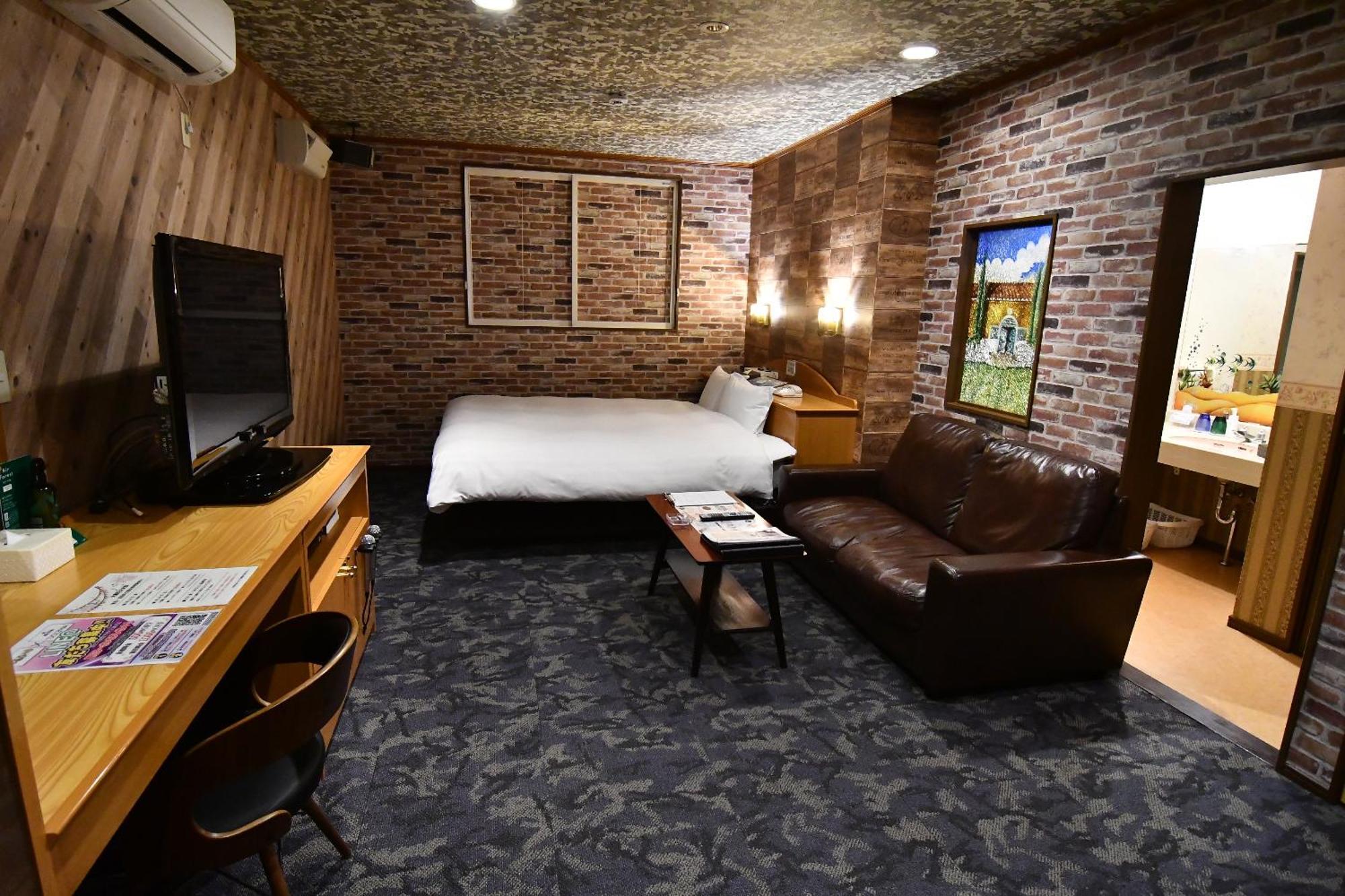 Hotel Dolphia-Adult Only Daisen  Buitenkant foto